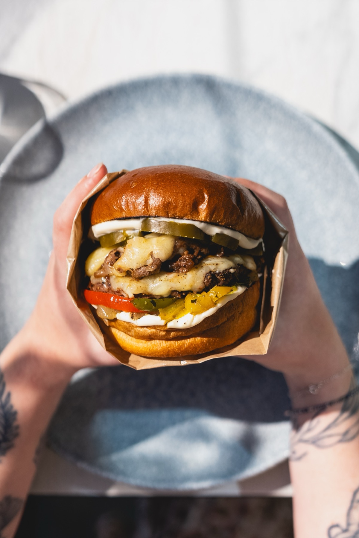 Innpakket take-away-burger